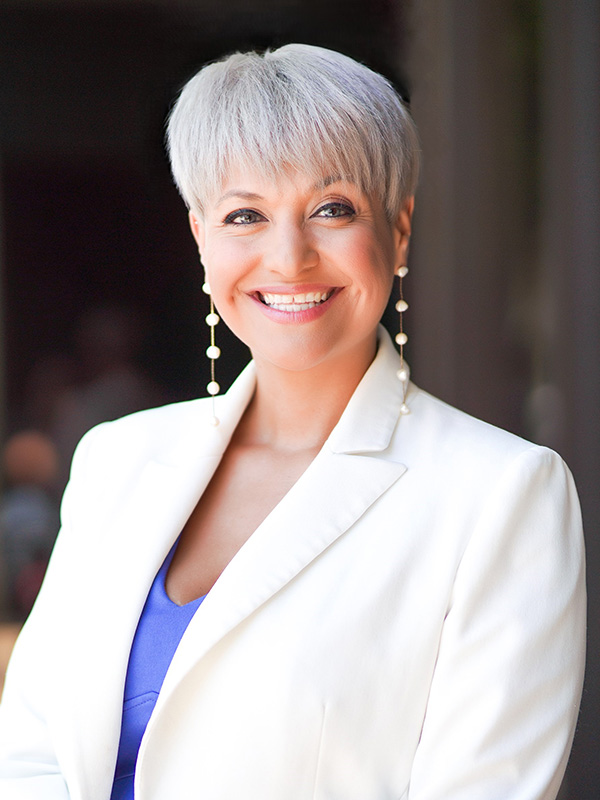 Head shot of female MaaPaa board member. Her name is Yesenia Garcia who is the Chief Business Officer at MTD Mechanical.